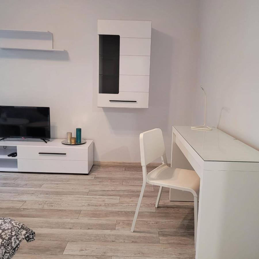 Apartament Tuwima Zabrze Bagian luar foto